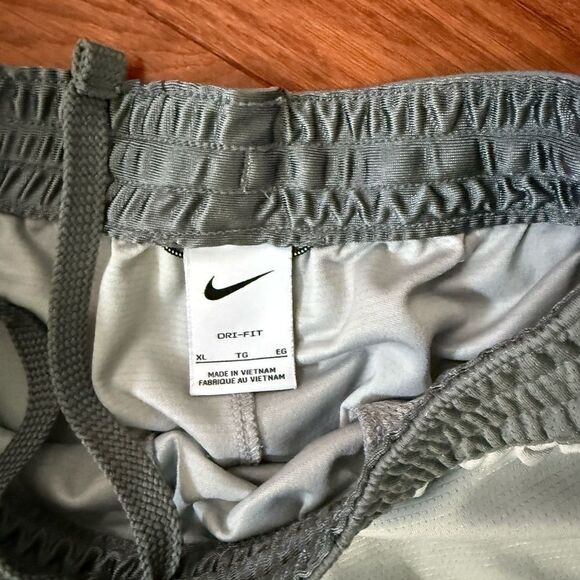 Nike Gray Athletic Shorts, boys XL - Picture 2 of 4